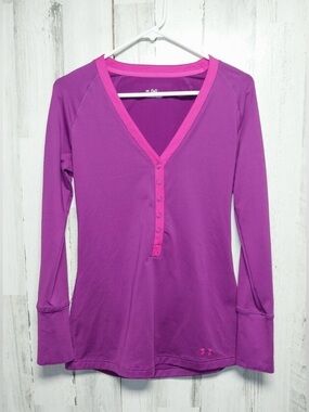 Medium women’s Under Armour purple long sleeve top